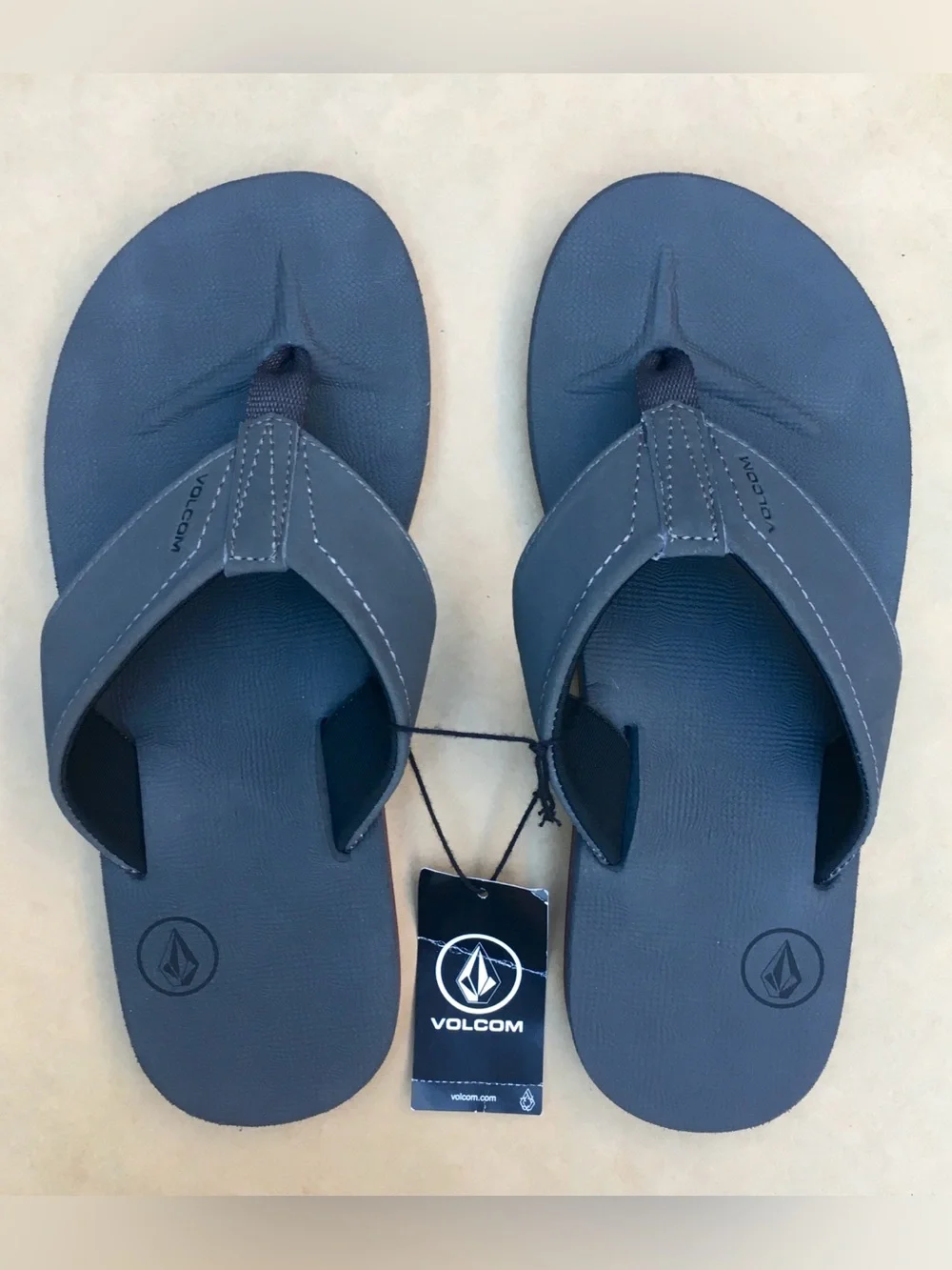 Volcom .• Victor Flip Flop Sandals in Grey Size 7 7.5 8